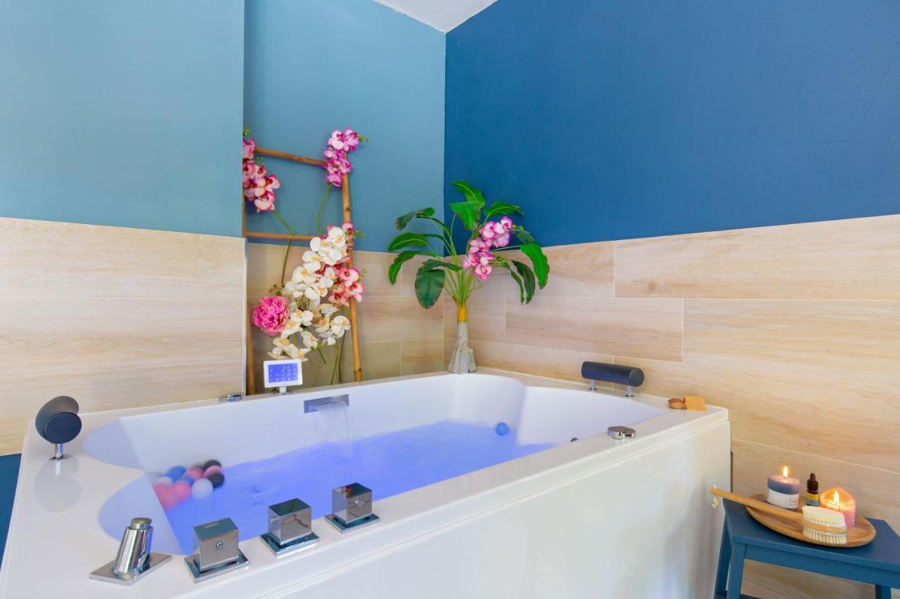 Love Room Beauté - Suites avec Jacuzzi Puget-sur-Argens Exterior foto
